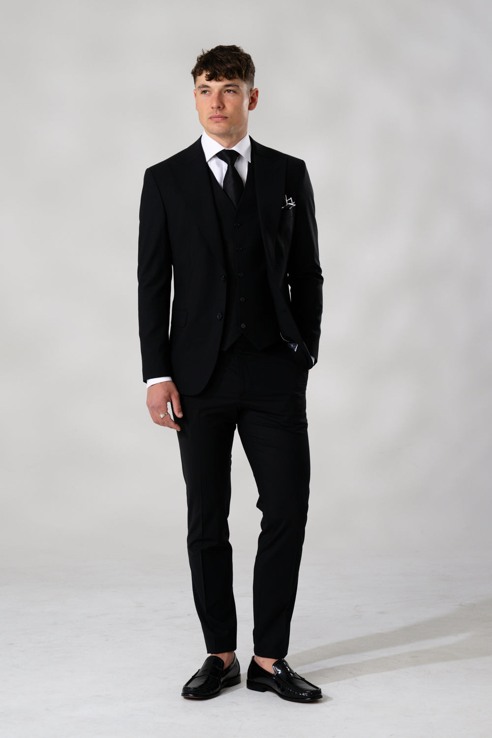 'Bel-Air' 3-Piece Suit
