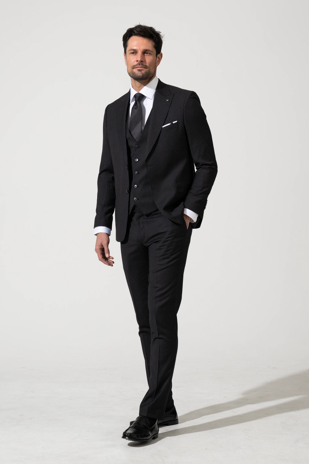 'Spector' 3-Piece Suit
